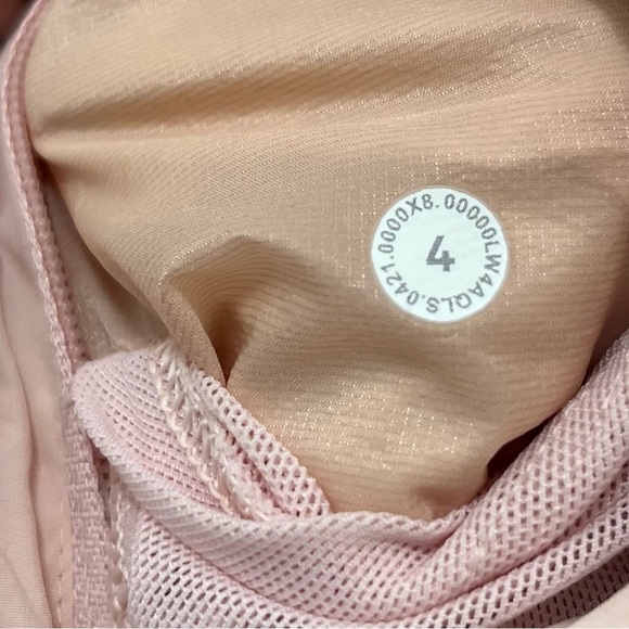 Lululemon Down for It All Vest Pink Mist Size 4 - Picture 9 of 13